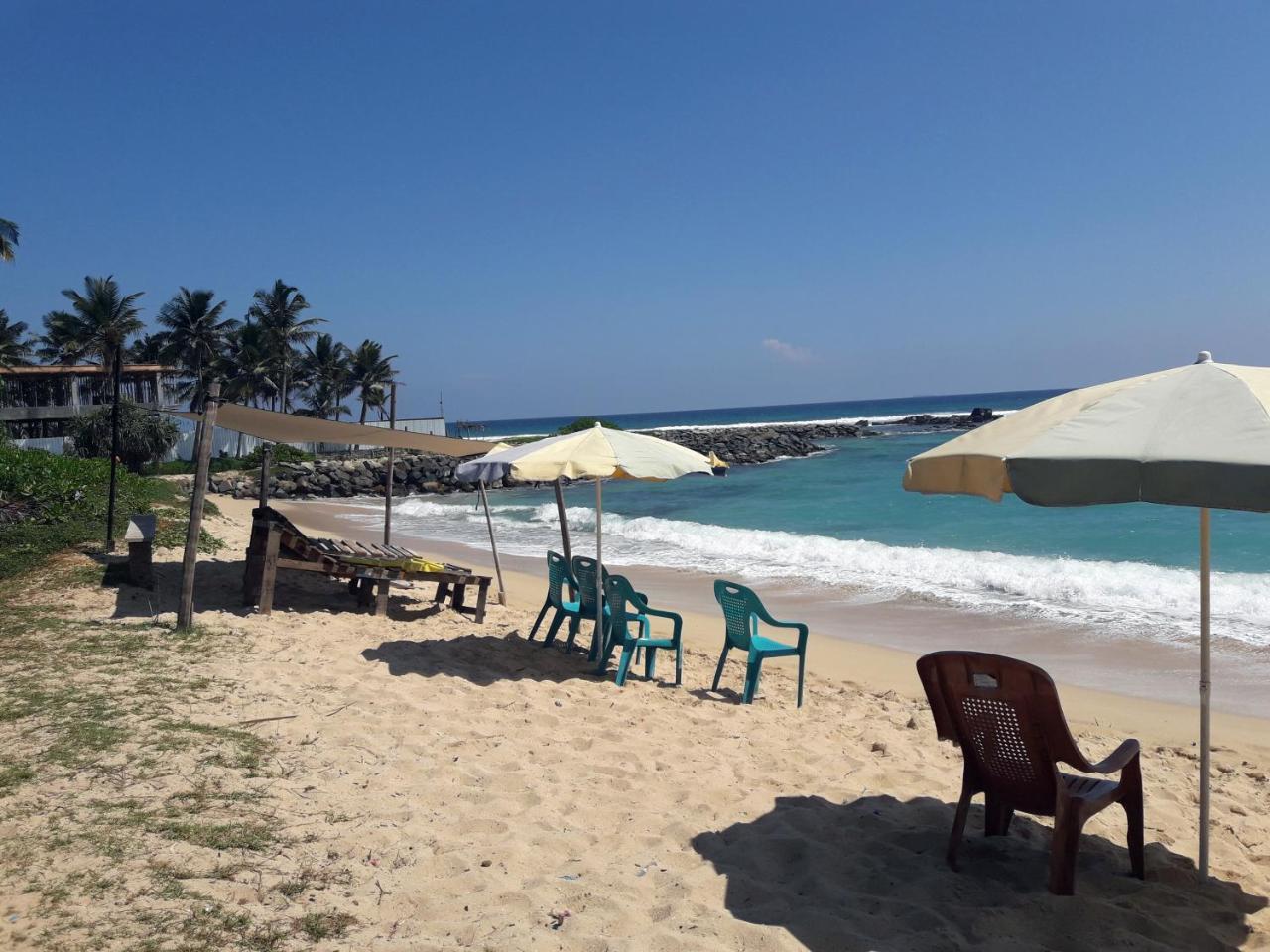 Southern Beach Surf Lodge Ahangama Zewnętrze zdjęcie
